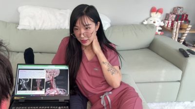 Elle Lee Returns the Favor ตอนแรกบอกแค่มาติวหนังสือ หนังโป๊18+